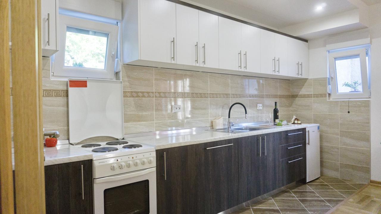 Apartman Spirto เทรบินเย ภายนอก รูปภาพ
