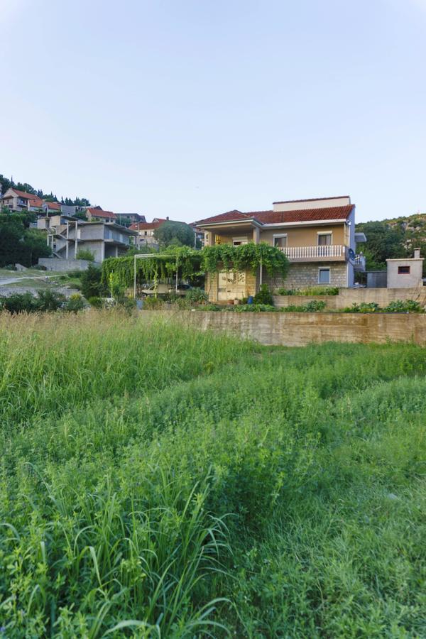 Apartman Spirto เทรบินเย ภายนอก รูปภาพ