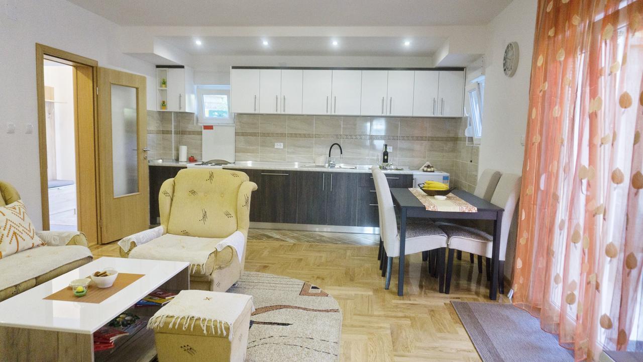 Apartman Spirto เทรบินเย ภายนอก รูปภาพ