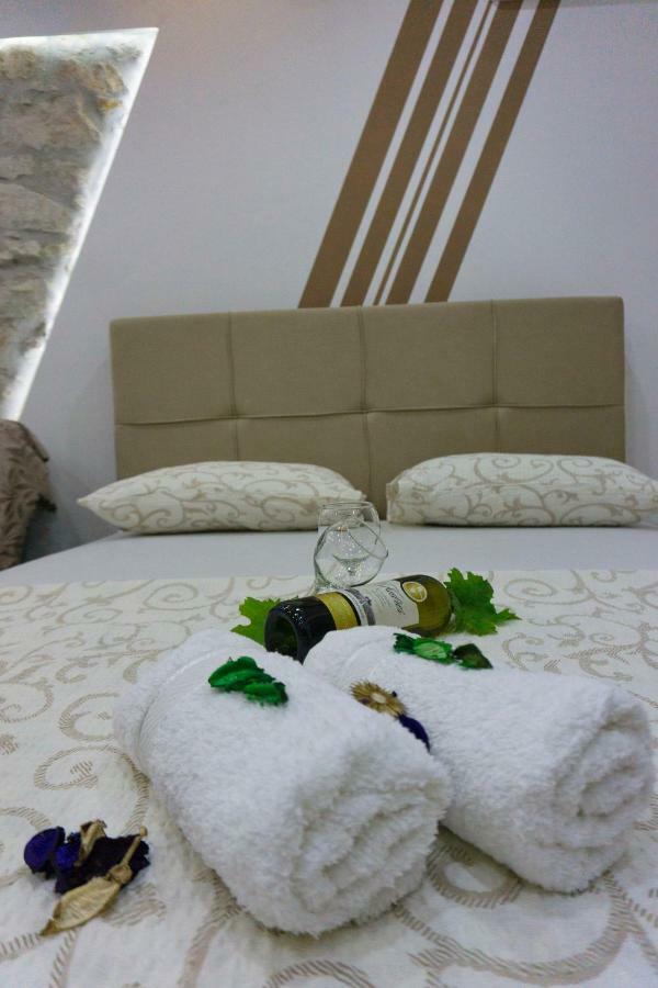 Apartman Spirto เทรบินเย ภายนอก รูปภาพ