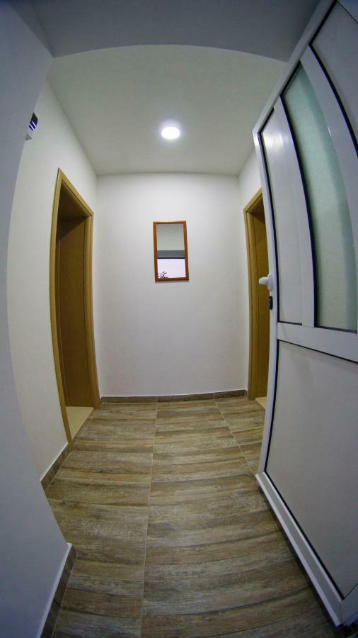 Apartman Spirto เทรบินเย ภายนอก รูปภาพ