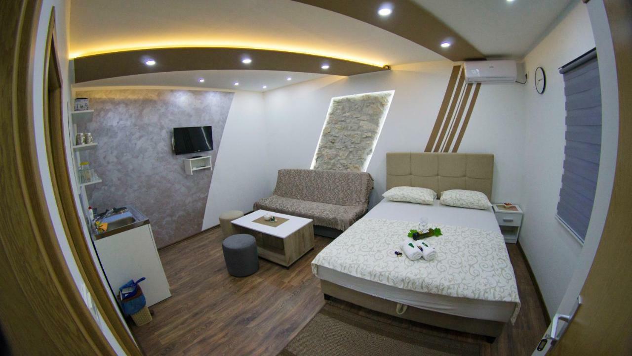 Apartman Spirto เทรบินเย ภายนอก รูปภาพ