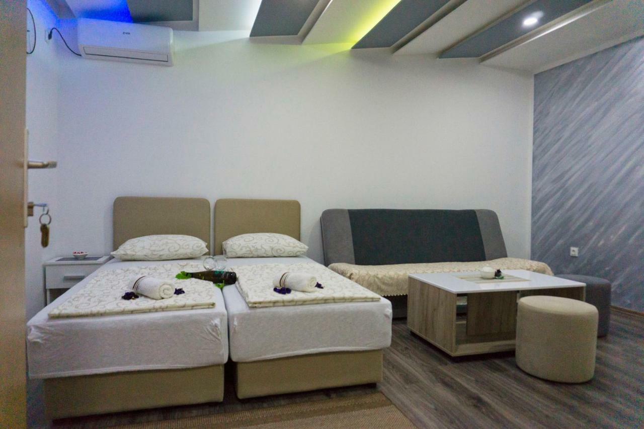 Apartman Spirto เทรบินเย ภายนอก รูปภาพ