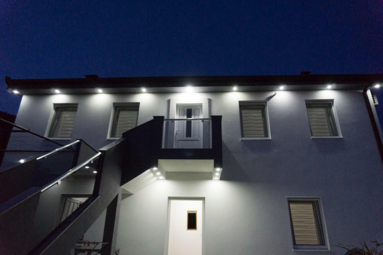 Apartman Spirto เทรบินเย ภายนอก รูปภาพ